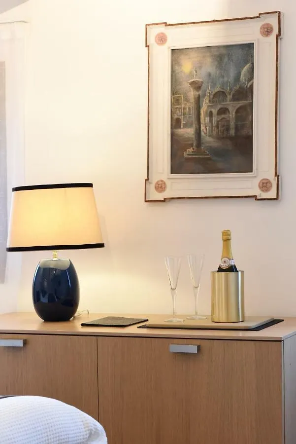 Sweet Apartment Frari Venezia