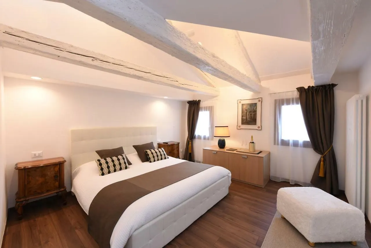 Sweet Apartment Frari Venezia Italia