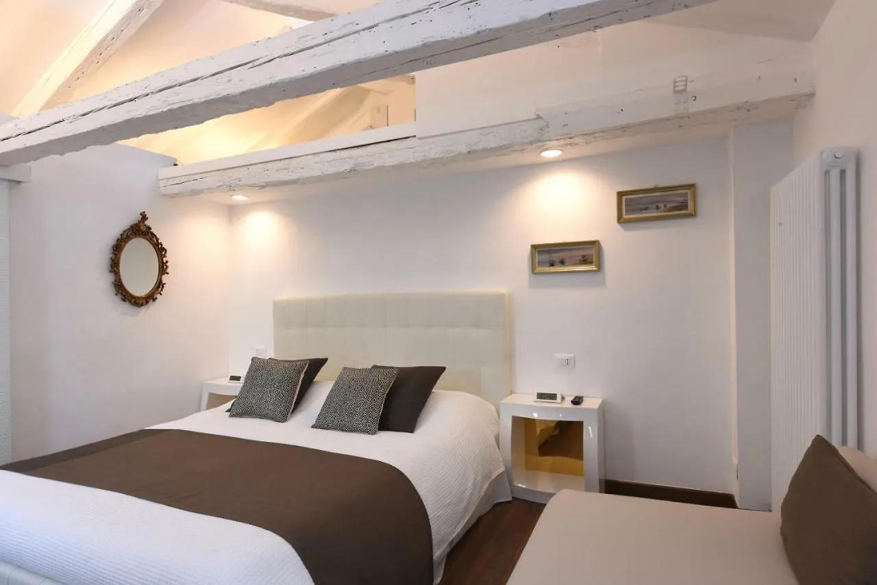 Sweet Apartment Frari Venedig